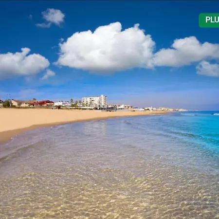 Vakantiehuis Lenka-beach House At La Mata-right By The *